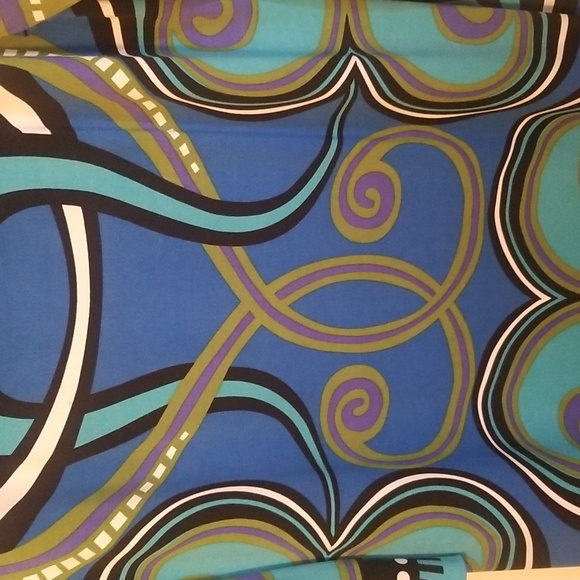 Multicolor Abstract Pattern Dress - Picture 7 of 9